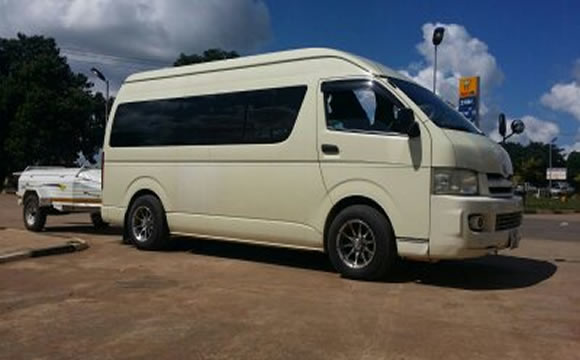 Rent a 15 seatet bus